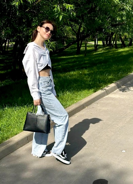 063e3cc7585bb511f4216dd83de3a7a16.jpg
