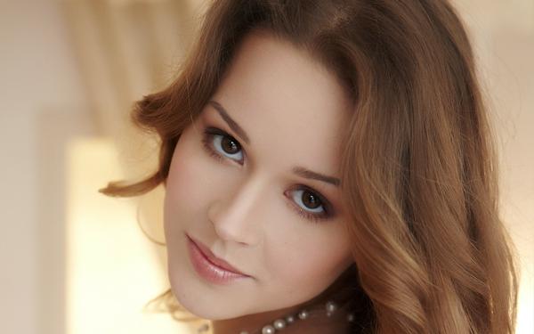 114286_brunettes-women-models-brown-eyes-faces-toxic-a-1920x1200-wallpaper_wallpaperswa_com_68.jpg
