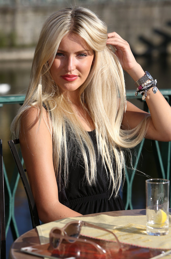 1378731-img-linda-bartosova.jpg
