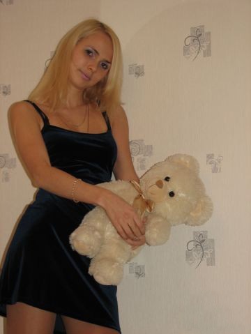 1_Irina_with_teddy_bear.jpg