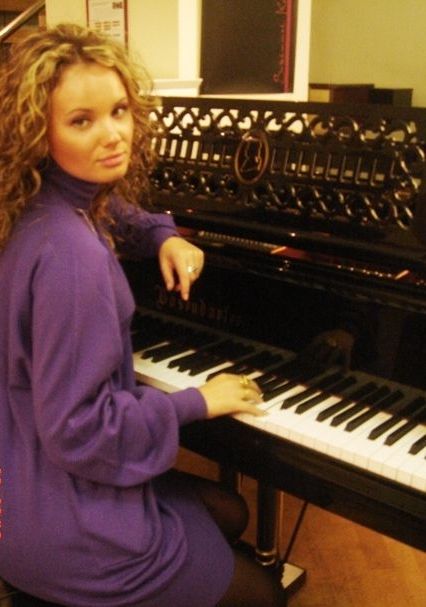 3_play_pianino.jpg
