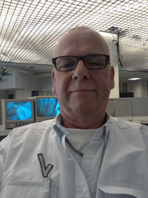 53067902_24699a.jpg