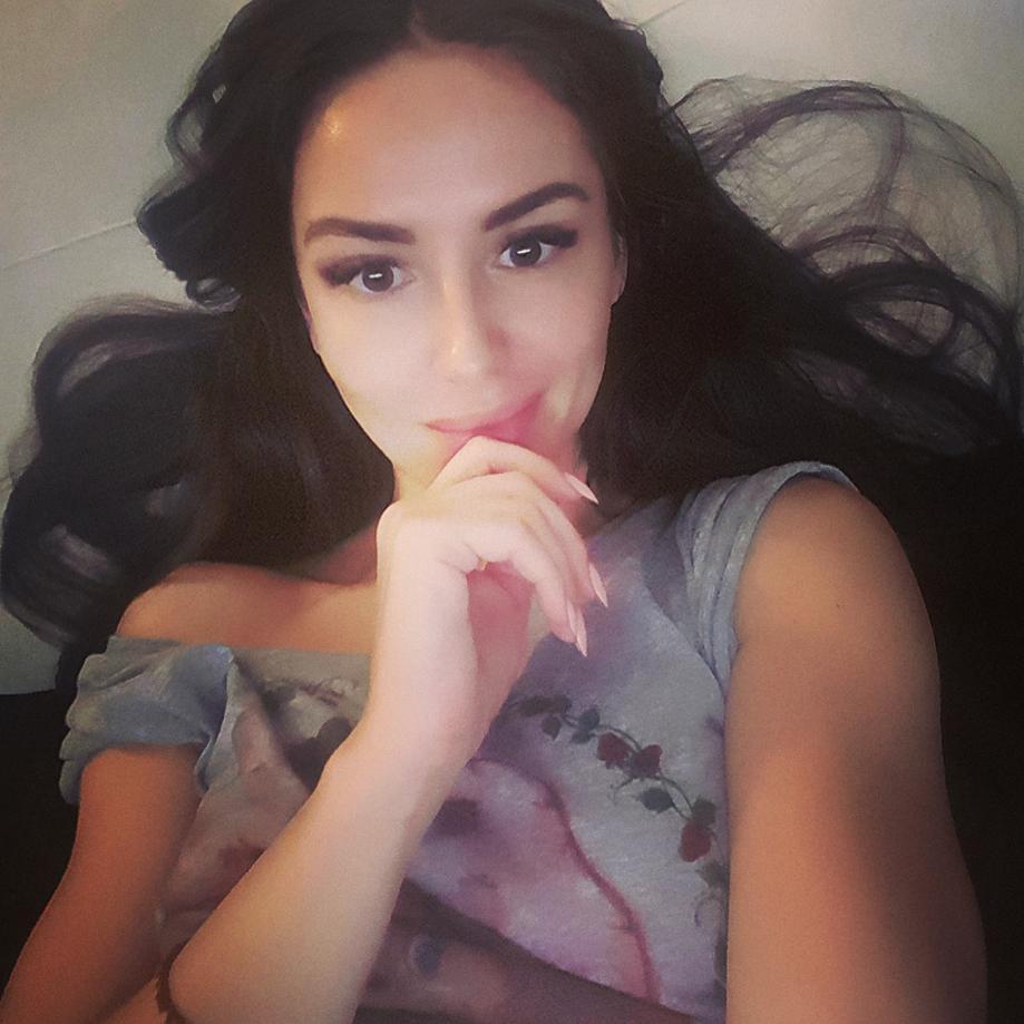 732324.jpg