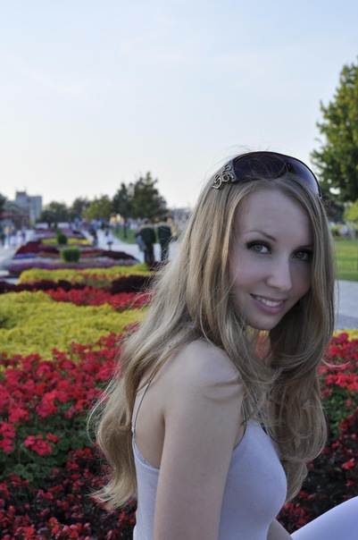 9581017_001.jpg