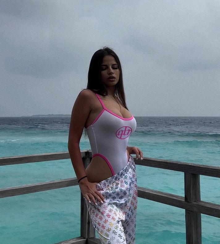 AlinaBurdina8.jpg