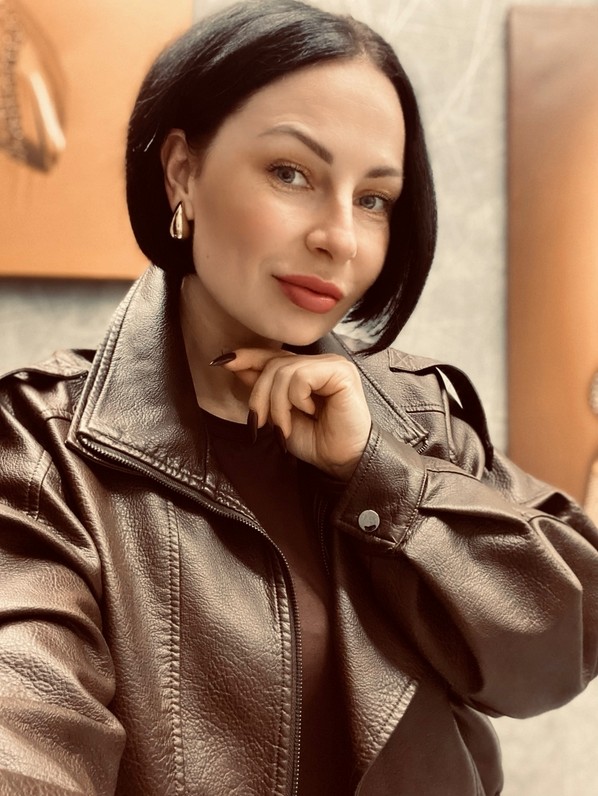 Araslanova6.jpg
