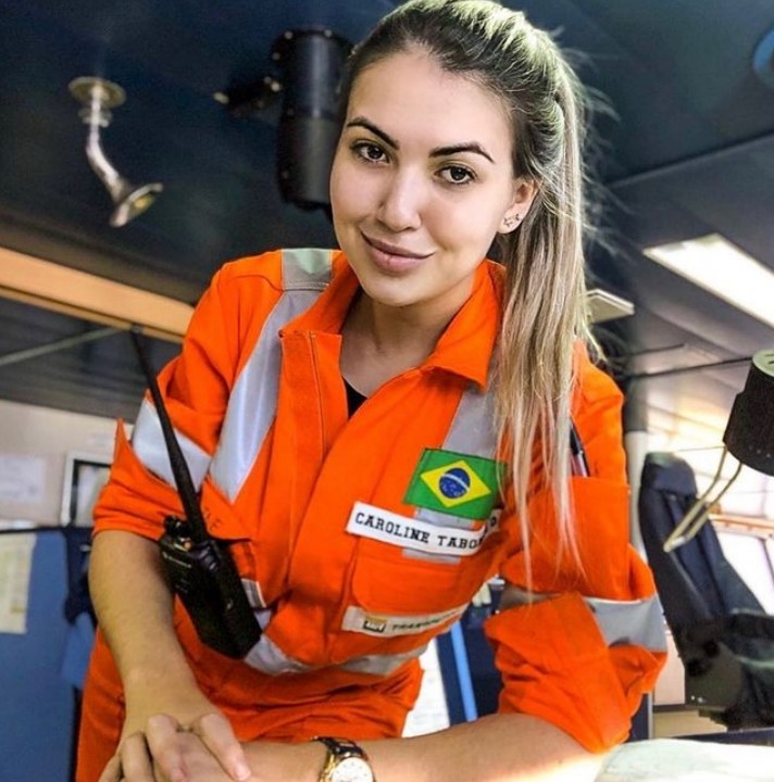 CarolineTaborda3.jpg