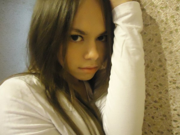 Elena-8-03_001.jpg
