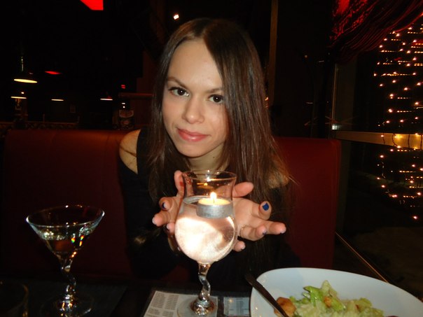 Elena-8-09.jpg