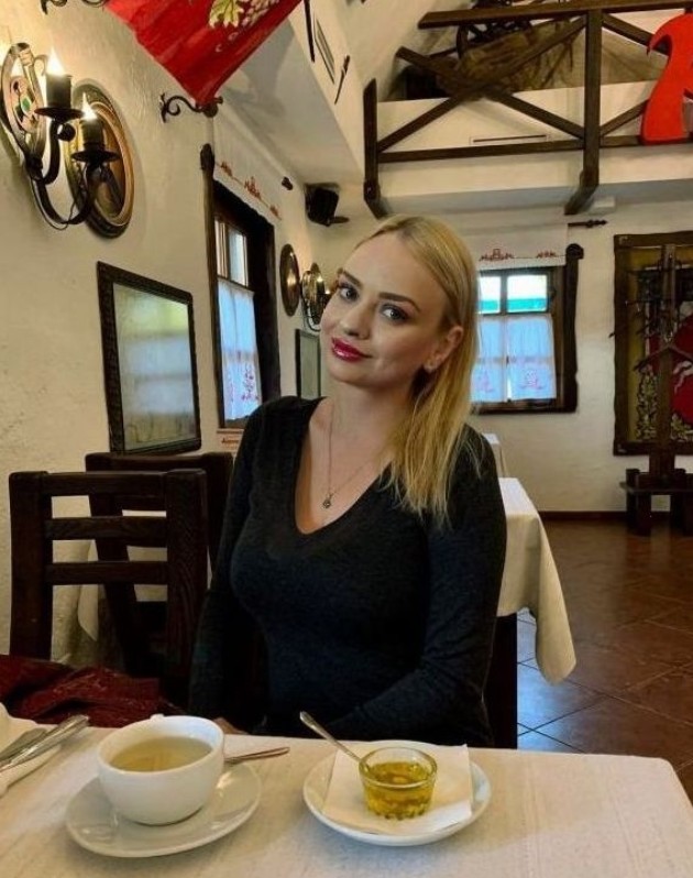 KarolinaIvanova1.jpg