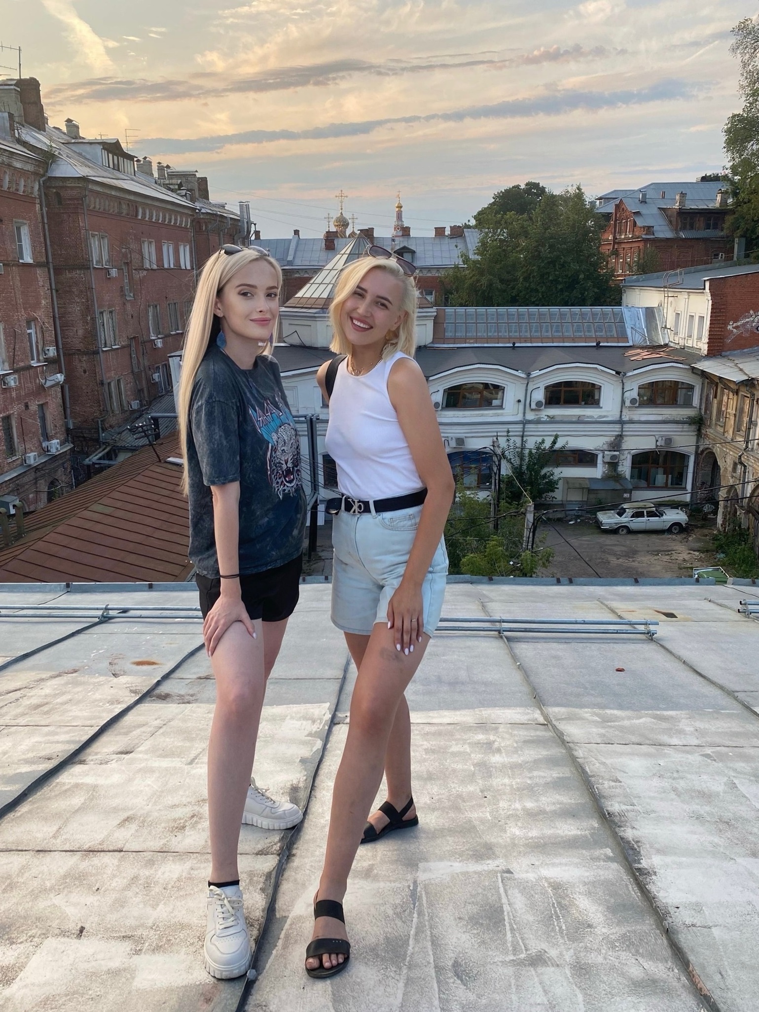 Me_and_my_friend_Alina.jpg