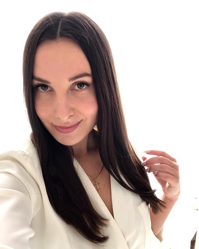 N1FJQZLO74.jpg
