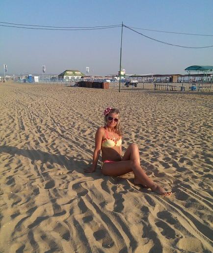 Summer_Heat_Beach.jpg