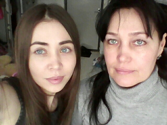 With_mom_.jpg