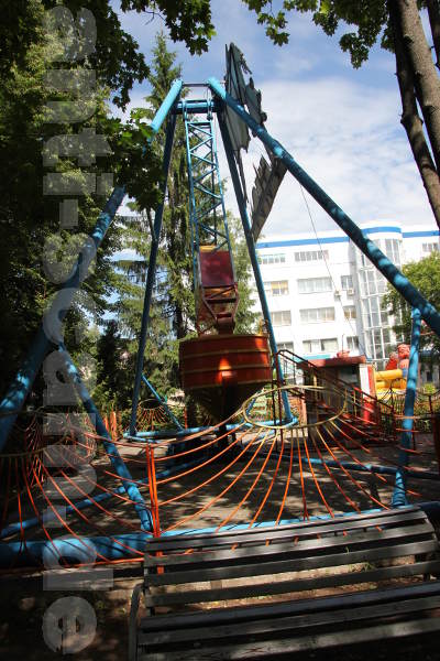 Yoshkar-Ola_-_Kinderpark.JPG