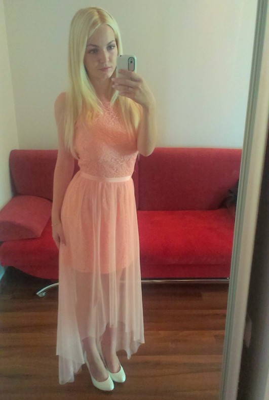 angelaniece8_1.jpg
