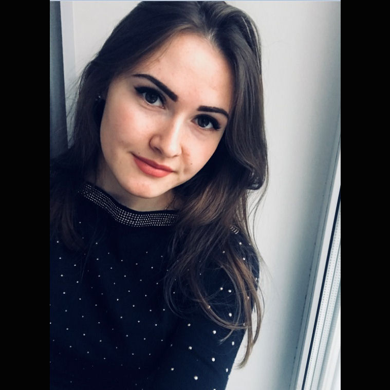 annalovesflower3.jpg