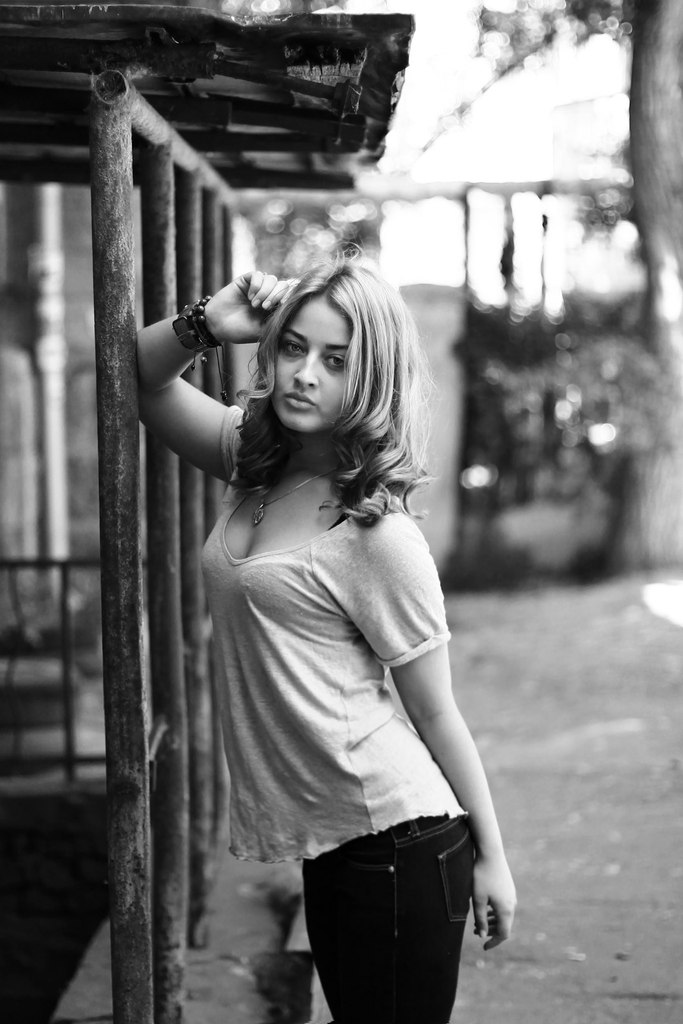 black_and_white_002.jpg