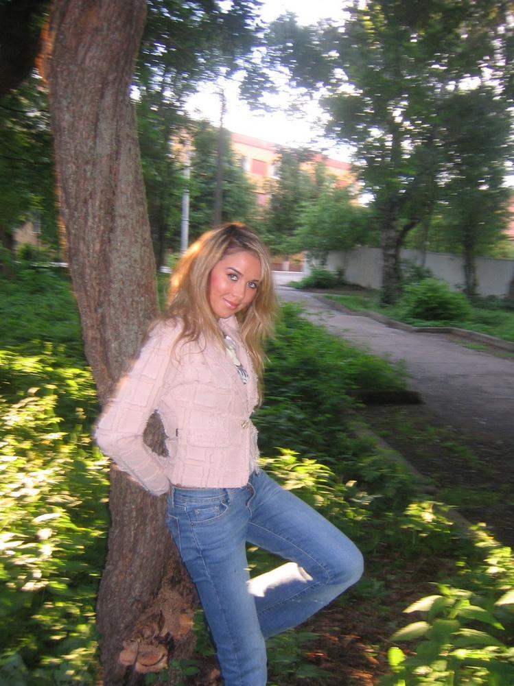 elena_schoell8wg0v.jpg