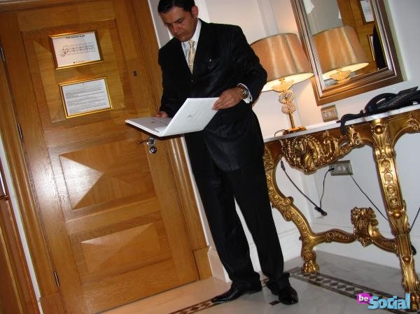 jg70001_large2.jpg