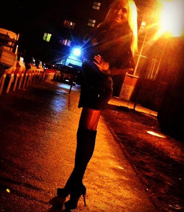 jpg_000192383.jpg