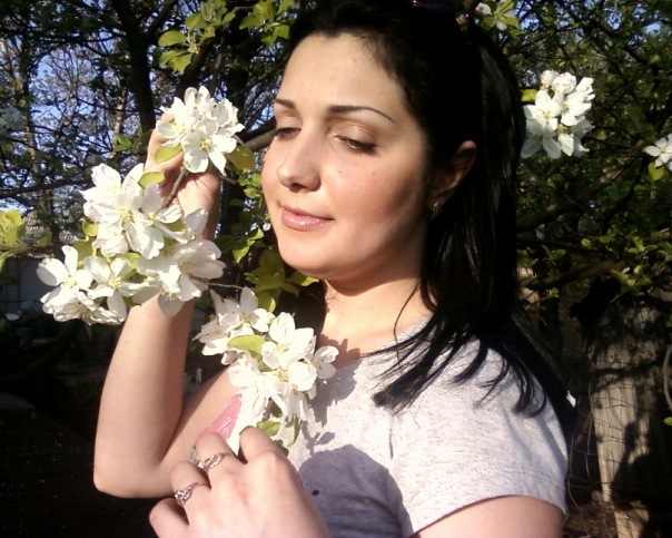 julialove2.jpg