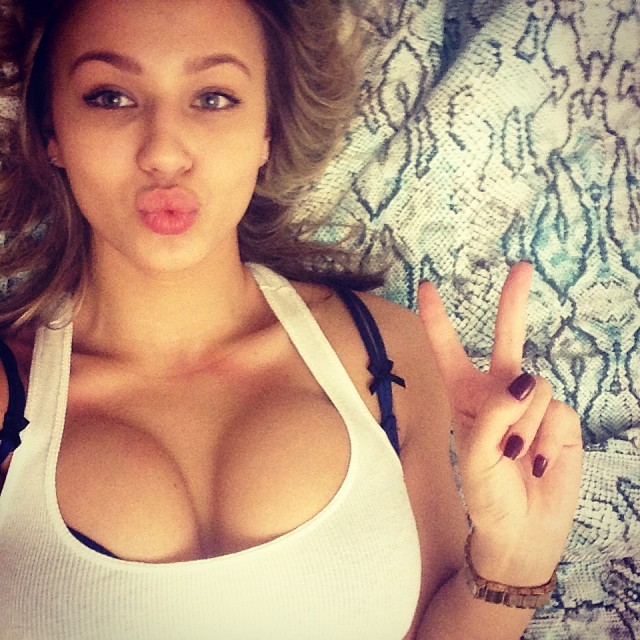kiss_kiss.jpg