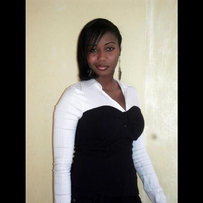 ladysarah29b.jpg