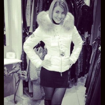 mary_shopflower3.jpg