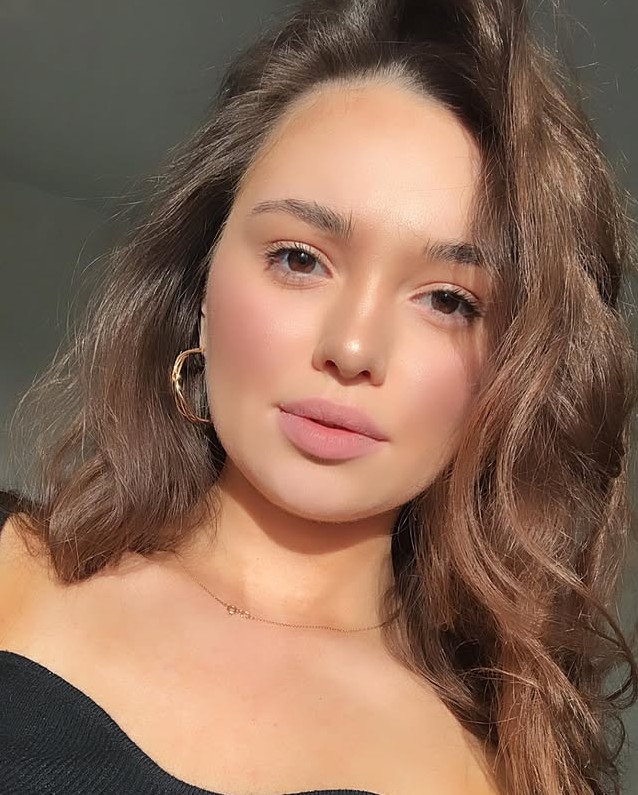 nellyilusan3.jpg