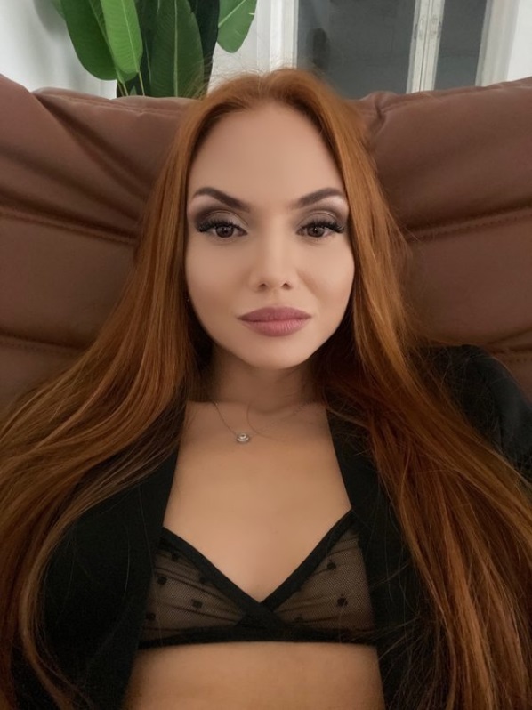 redmarry1.jpg