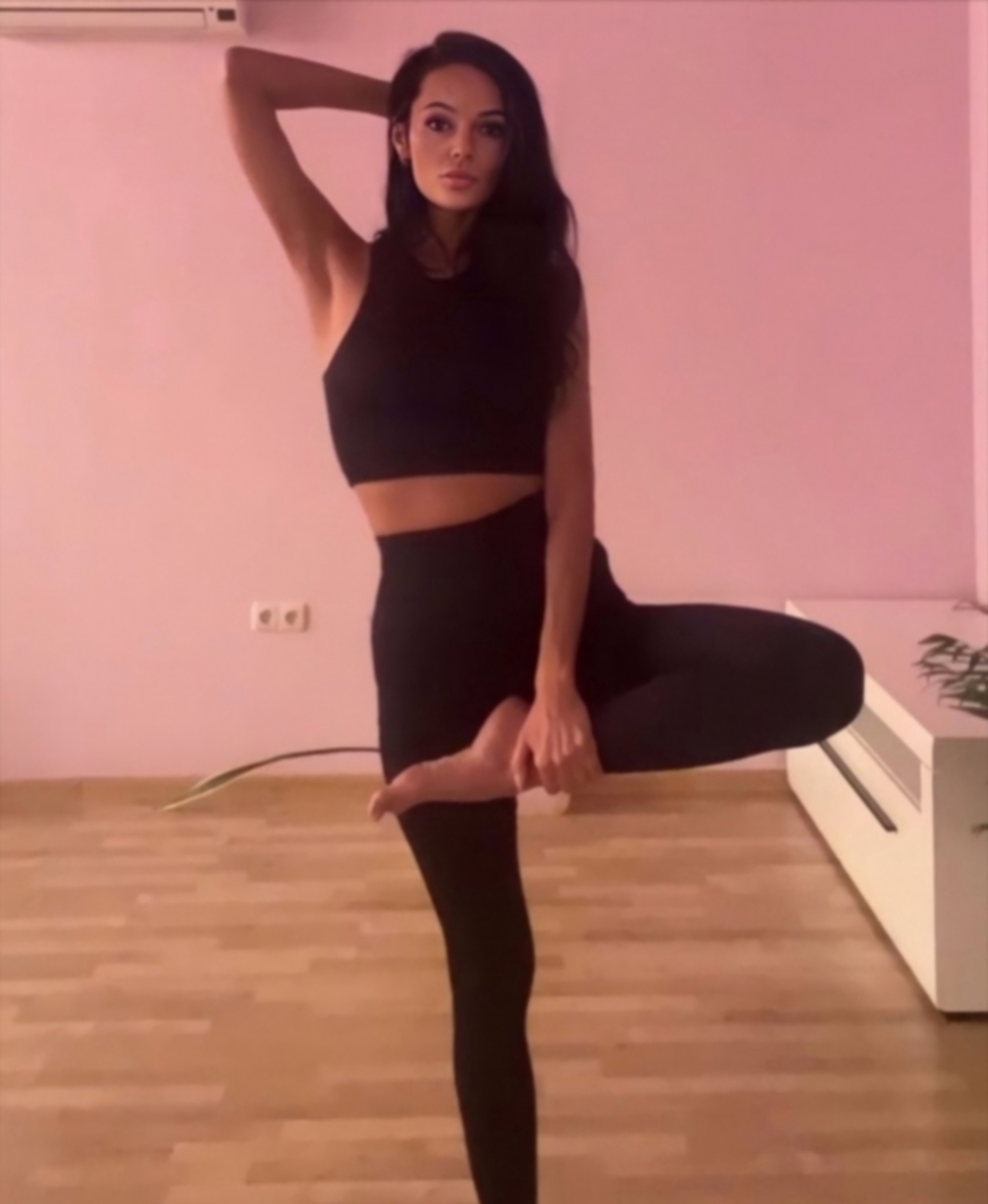 sy9iN.jpg
