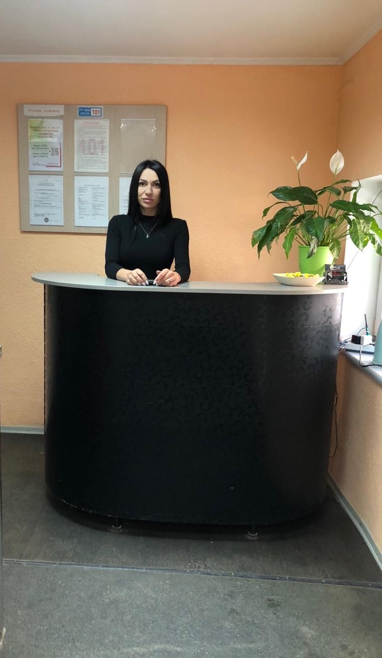 trying_being_serious_at_work.JPG
