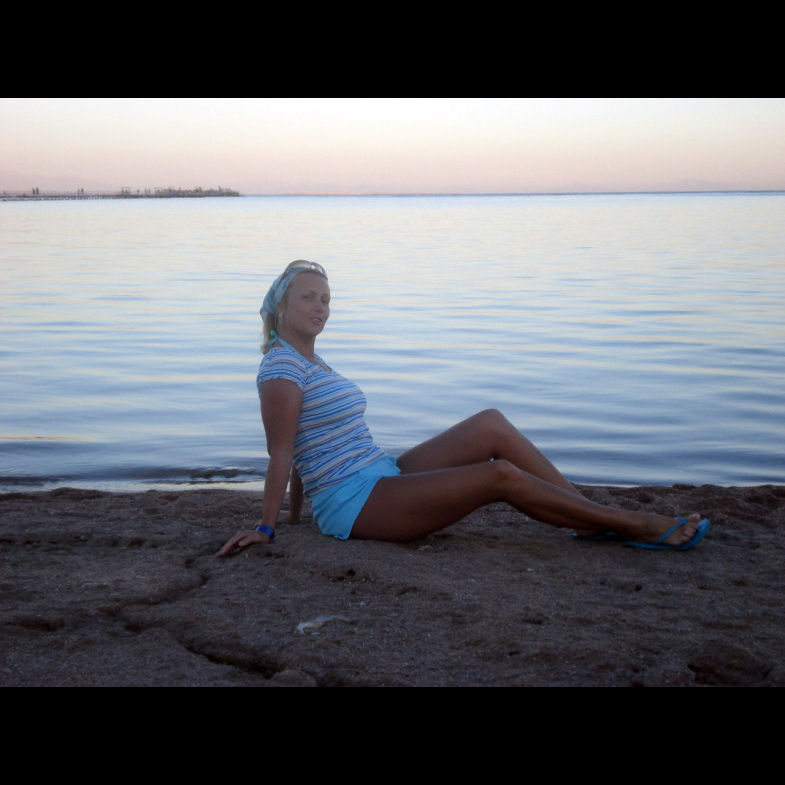 viktoriya78297a.jpg