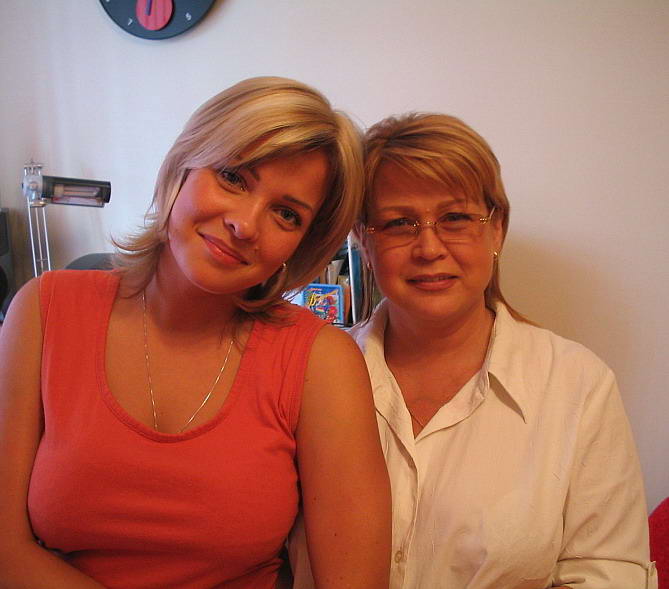 with_my_mum_001.jpg